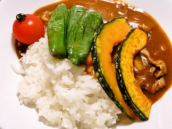 カレーライス揚げ野菜乗せ