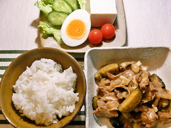 牛肉と茄子の炒め物晩ご飯