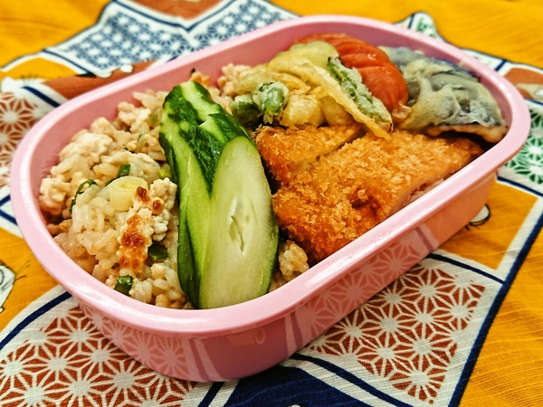 今日の愛妻弁当♪180629