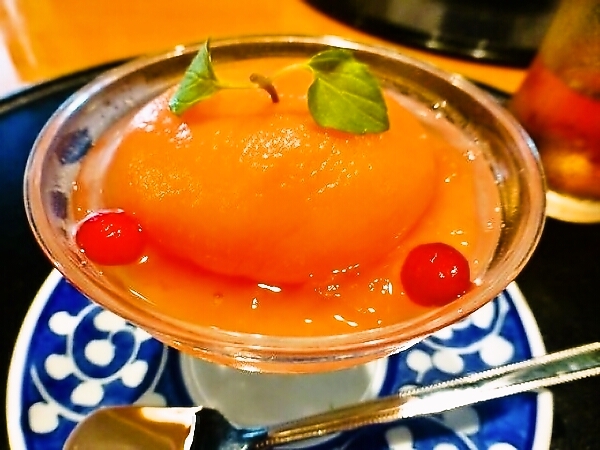 桃の絹ごし杏仁豆腐その１