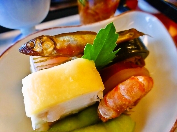 稚鮎赤煮も鮎の昆布巻きも美味しい！！