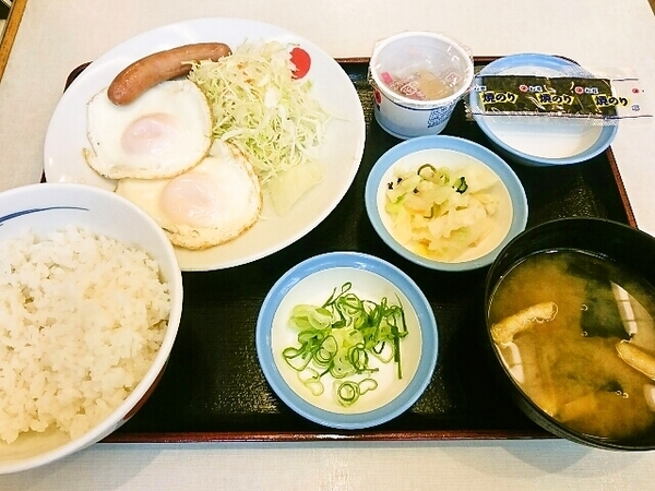 朝食