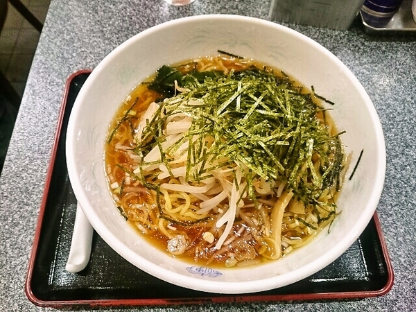冷たいラーメン