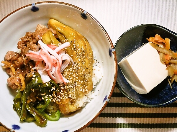茄子と豚の照り焼き丼
