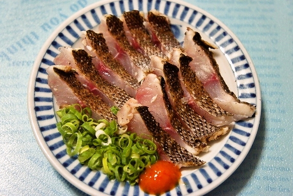 イサキのタタキ(炙り)