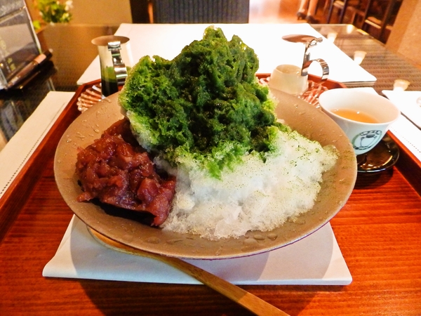 京都　老舗茶舗　人気のかき氷