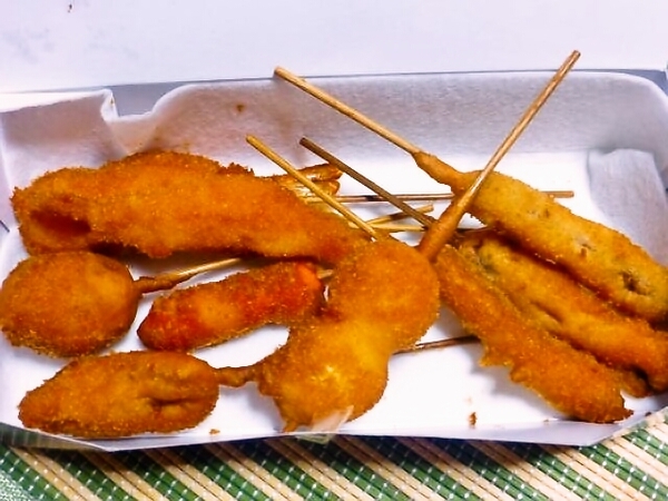 大阪名物　串かつ　だるま　お持ち帰り用