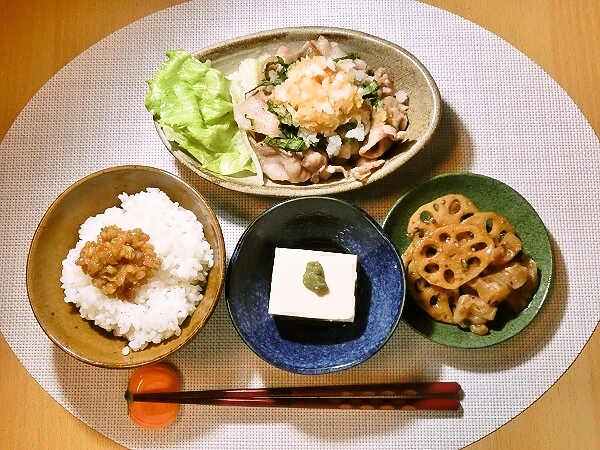 豚バラのおろしそ乗せの晩ごはん