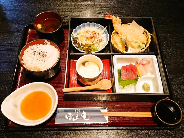ぼんぐ庵＠福知山の「いろどり和膳」１１２０円（税別）