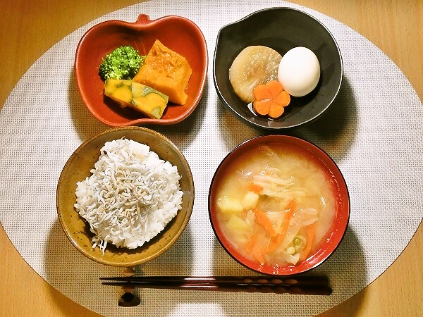 煮物の晩ごはん