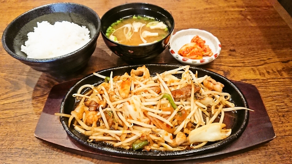 ホルモン亀山＠京都・亀岡市の「ホルモン焼定食」（ライス小）