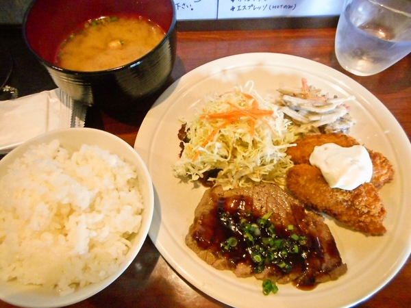 洋風居酒屋のランチ