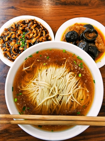 朱新年点心店