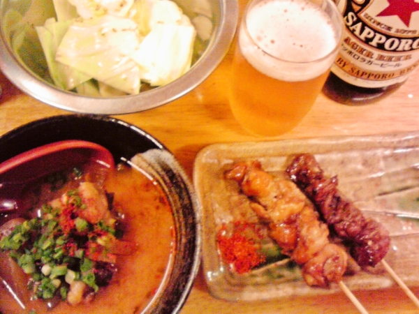 牛串ホルモンともつ煮込みセット♪