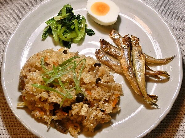 子持ちししゃもときんぴらリメイク炊き込みご飯