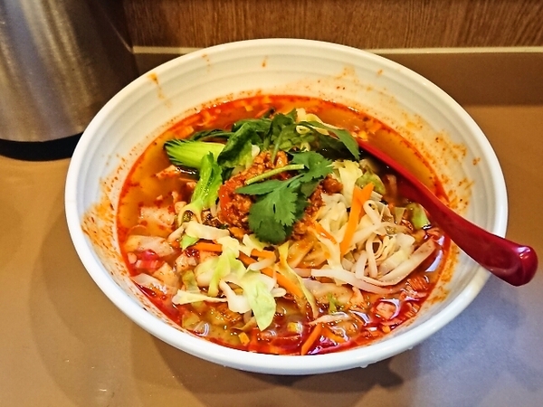 激辛マーラー麺(西安麺荘 秦唐記)