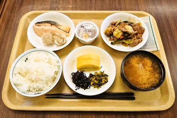 朝食バイキング
