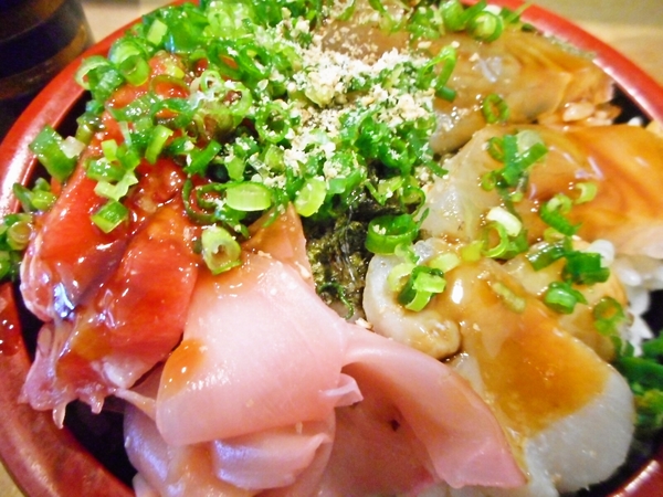 大盛海鮮丼