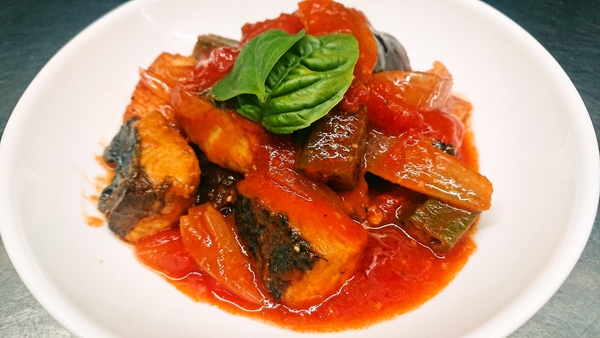 サゴシのトマト煮