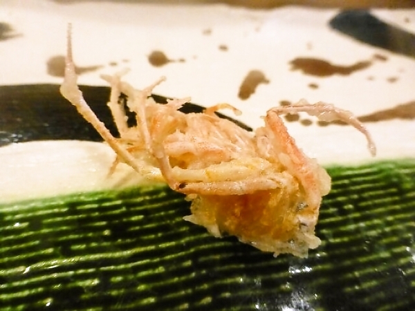 エビの頭の唐揚げ