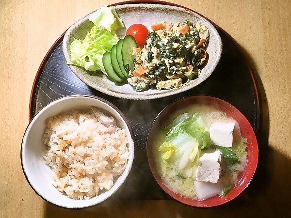 とりめしの晩ごはん