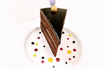 「チョコケーキ　ソースアート添え」食の専門店通販フードーム
