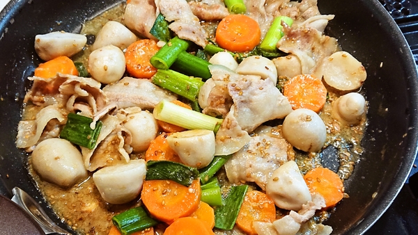里芋と豚肉のごまみそ煮