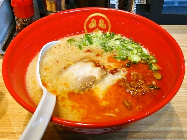 豚骨ラーメン