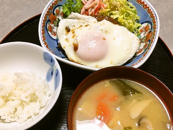 照り焼き目玉ハンバーグ