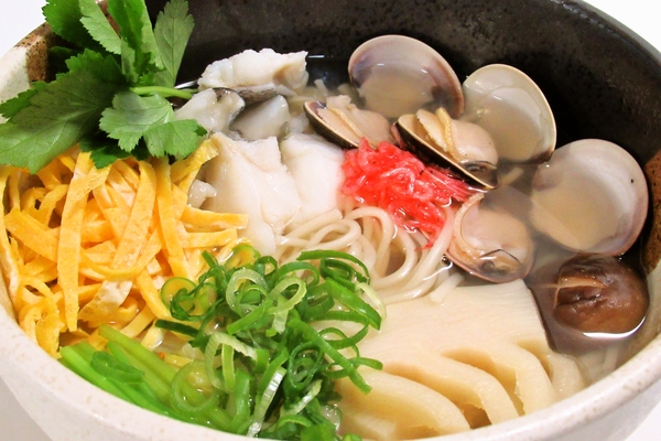 はまぐりと白身魚のにゅうめん