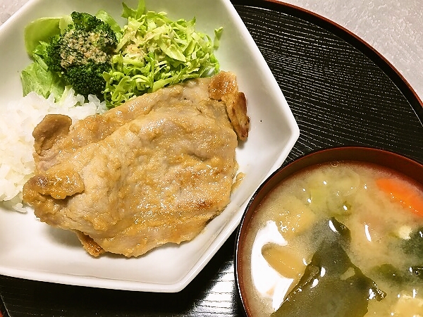 豚のみそ焼きの晩ごはん