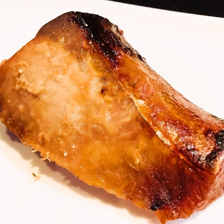 天然ぶりの自家製粕漬け焼き