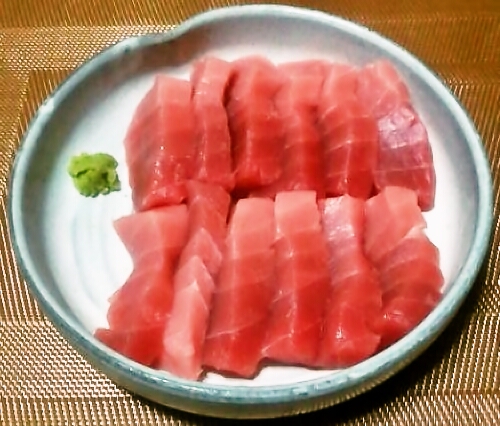 マグロの柵が半額！！1日限定！