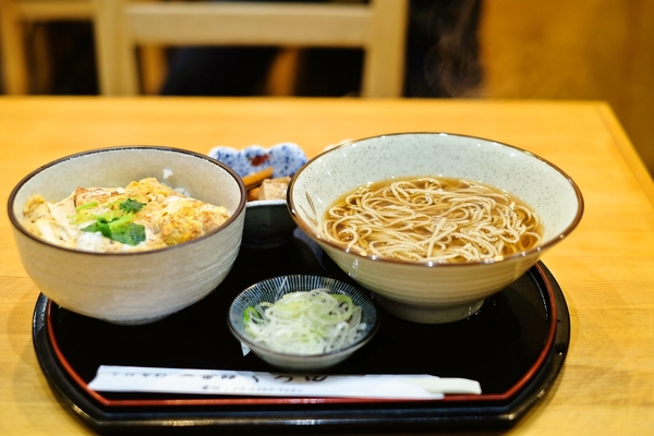 蕎麦とカツ丼