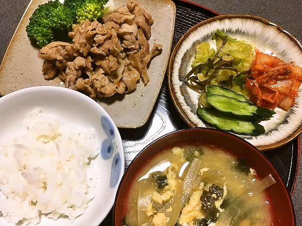 豚こまのマーマレード焼きの晩ごはん