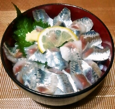いわしの刺身丼