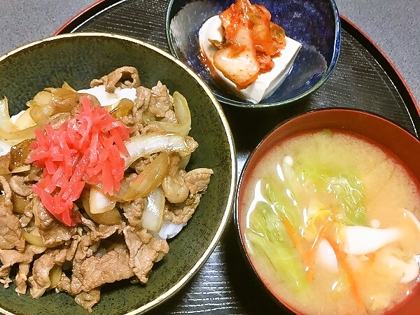 牛丼の晩ごはん