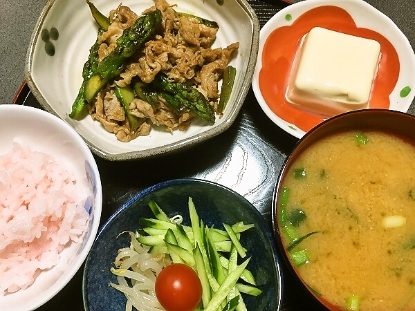 アスパラと豚しゃぶ肉の生姜焼き