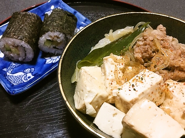 肉豆腐と梅キュー巻き