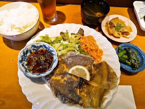 カレイの唐揚げランチ