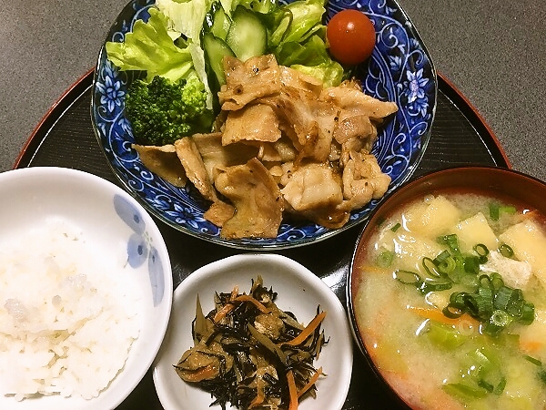 豚バラソテー