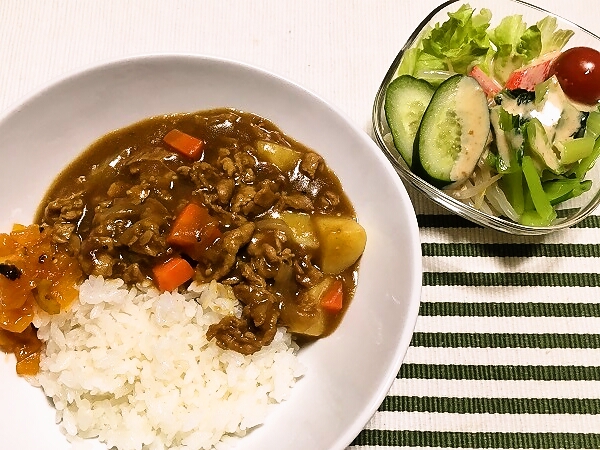 肉たっぷりカレー