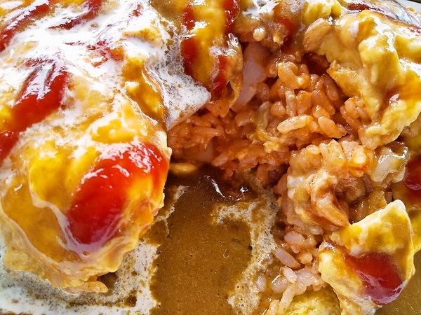 ワンコインオムライス