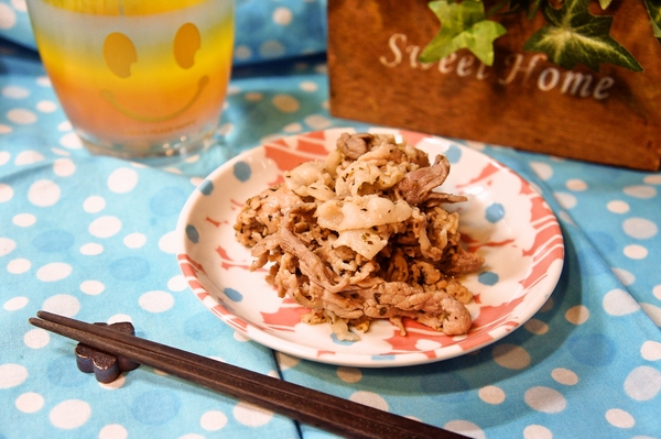豚肉のオレガノ炒め