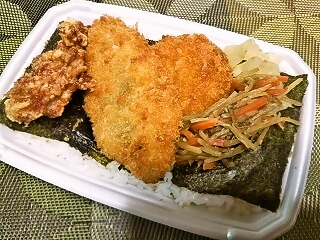本日のお弁当「特のりタル弁当」９０２kcal