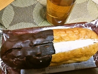 シューロールサンド（ダブルクリーム）４００kcal
