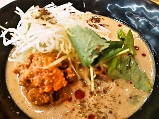 はま寿司の冷やし担々麺