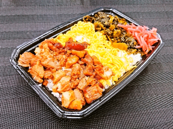 本家かまどやの「豚角煮丼」