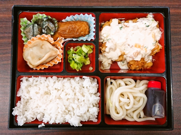 自由軒＠福知山市の１コイン「チキン南蛮弁当」♪