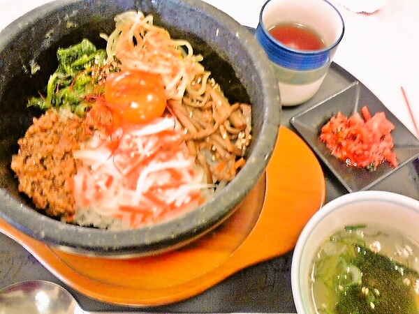 石焼ビビンパ